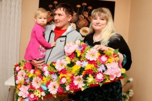 Motina sudegė, tėvas be kojų sušalo: panevėžietei baisu pagalvoti apie biologinę šeimą