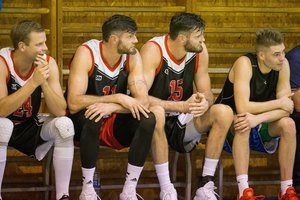 Broliams Lavrinovičiams – nemalonios žinios iš Jungtinės Karalystės