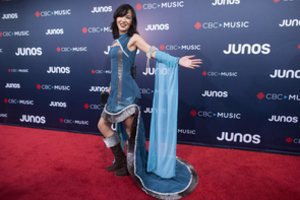 Mirė 26-erių atlikėja Kelly Fraser