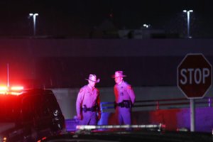 Teksase bažnyčios lankytojai nušovė užpuoliką