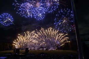 Fejerverkai ne tik gali nutraukti pirštus: gydytojas įspėjo ir apie kitokį jų pavojų sveikatai