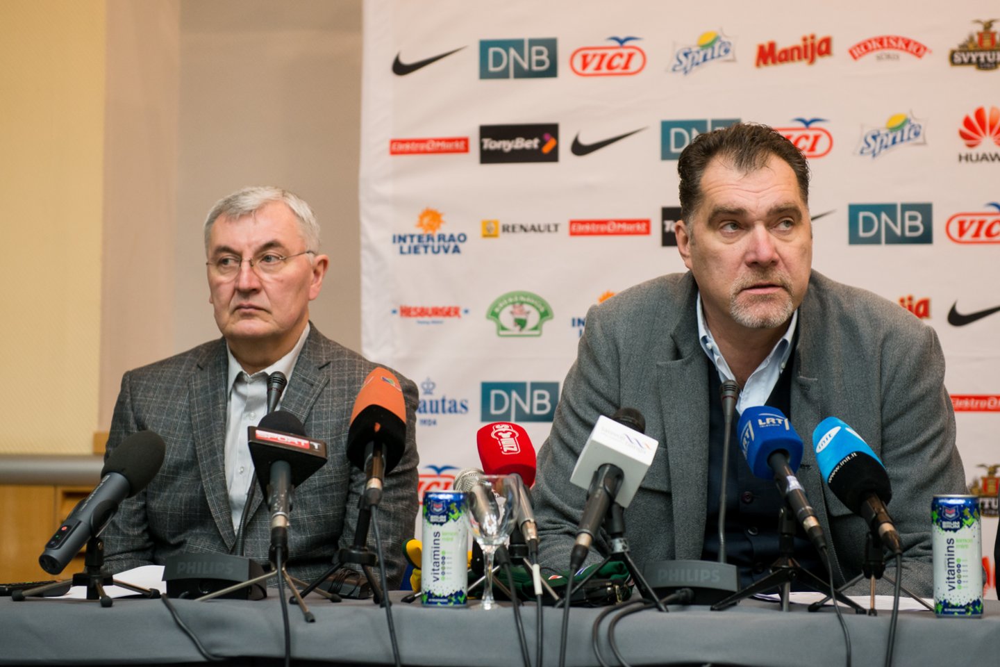 J.Kazlausko ir A.Sabonio pareiškimai, kad trauskis iš federacijos buvo sukėlę didelį šurmulį ne tik Lietuvos sporto pasaulyje.<br>J.Stacevičiaus nuotr.