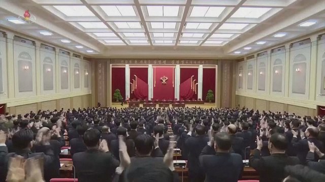 Šiaurės Korėja perspėja, kad netolimoje ateityje pasaulis išvys „naują strateginį ginklą“