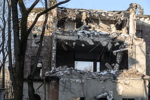 Budrūs vilniečiai sekė neeilinių statinių likimą – vienas griuvo, kitas atgims