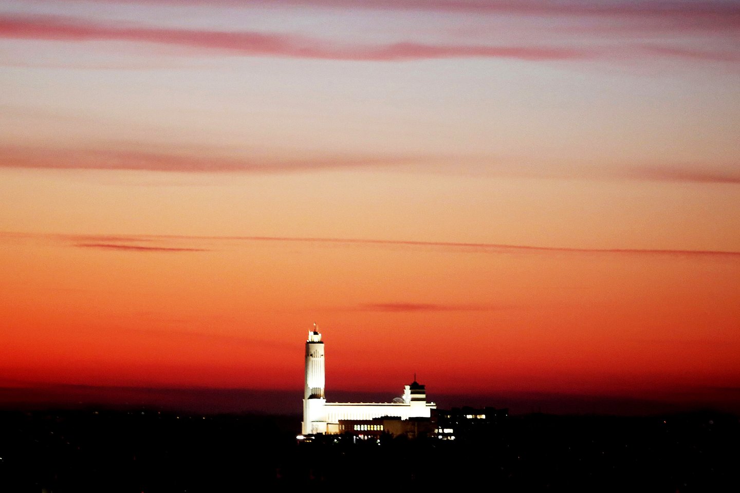 Rytas, brėkšta, saulė teka, Prisikėlimo bažnyčia, orai<br>M.Patašiaus nuotr.