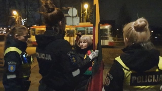 Kazio Škirpos rėmėjų ir Vilniaus valdžios konfrontacija tęsiasi