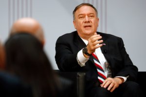 JAV elgsis „teisėtai“, po D. Trumpo grasinimų Iranui sako M. Pompeo