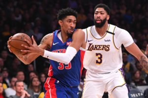 „Lakers“ surengė blokų šou – iki 38 metų senumo rekordo pritrūko vos vieno