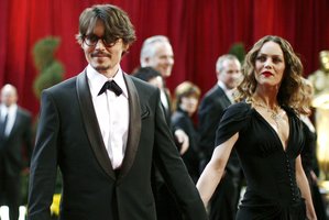 Seniai išsiskyrę Johnny Deppas ir Vanessa Paradis šventes praleido kartu