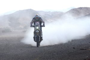 Akmenuota ir dulkėta trasa A.Gelažninkui nesutrukdė finišuoti ir gerinti savo poziciją