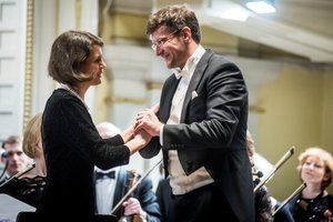 Nauja Lietuvos nacionalinės filharmonijos pradžia su Luku Geniušu ir Raminta Šerkšnyte