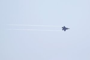 Sudužus mokomajam naikintuvui žuvo du Pakistano karinių oro pajėgų pilotai