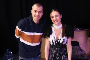 Po žinios apie skyrybas Ievą Zasimauskaitę į „Eurovizijos“ atrankos filmavimą atlydėjo vyras