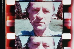 Jonas Mekas rūkyti ir medituoti žadėjo pradėti tik sulaukęs šimto metų