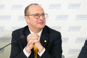 Bylą dėl Ričardo Malinausko sodybos ketinama baigti taikos sutartimi