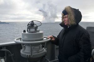 V. Putinas dalyvavo Kryme surengtose didelėse karinėse pratybose