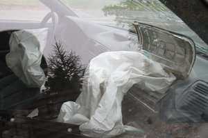 „Takata“ pabaiga: atšaukiama dar 10 mln. oro pagalvių pripūtimo įtaisų