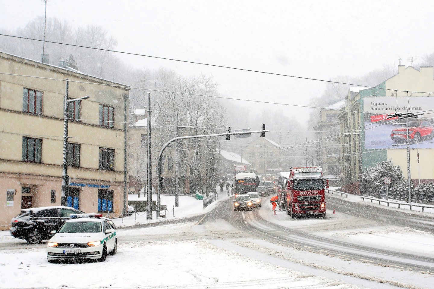Oro sąlygos – permainingos.