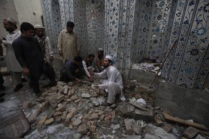 Pakistane sprogdinimo mečetėje aukų padaugėjo iki 15
