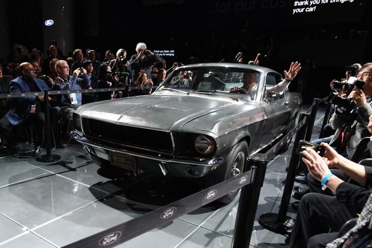 Parduotas legendinis automobilis „Ford Mustang GT“ iš kino filmo „Bullitt“. Pinigų nepagailėta 