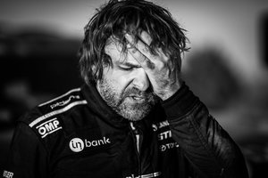 B. Vanago viltis septintajame Dakaro etape sudaužė viena lūžusi detalė