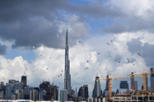 Dubajaus oro uoste dėl potvynio atšaukta kelios dešimtys skrydžių