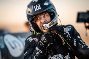 Dakaro ralio 9-asis etapas: kitus lietuvius lenkęs B. Vanagas užėmė 16-ąją vietą, bet V. Žala išliko aukščiau