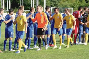 A lygoje žaisti pretenduoja dešimt klubų