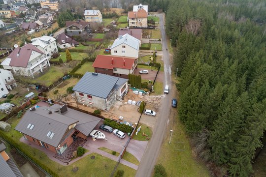 Įkliuvo: dėl neteisėtai aptvertos valstybinės žemės turėtų sunerimti visos gatvės gyventojai