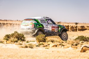 Dakare „Agrorodeo“ ekipažas atvertė prancūzų automobilį: „Galvojome, kad jis pasitrauks“