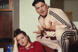 Rolandas Mackevičius pristatė muzikinės satyros projektą: perkūrė Karolinos Meschino mylimojo dainą