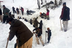 Pakistane stichijos aukų skaičius išaugo iki 93 žmonių