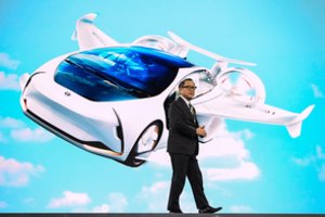 „Toyota“ į skraidančių automobilių gamintoją investuos 360 mln. eurų