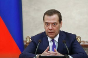 Premjero postą palikęs D. Medvedevas lieka „Vieningosios Rusijos“ pirmininku