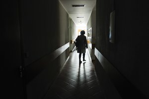 Iš šiaulietės atėmus vaikus meras pratrūko: vaiko teisių apsaugos sistemą išdėjo į šuns dienas