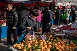 Pasaulio galiūnės raumenys silpsta – Kinija augo lėčiausiai per tris dešimtmečius