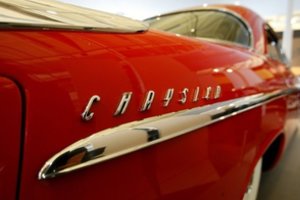 „Fiat Chrysler“ kartu su „Foxconn“ įsteigs bendrąją įmonę, kurioje kur elektrinius automobilius