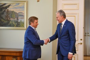 G. Nausėda į R. Karbauskio žodžius apie taikos pypkę atkirto griežtai