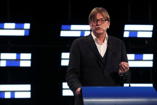 Įtakingas europarlamentaras: „Brexit“ prekybos sutartį pasiekti bus labai sunku, jei Jungtinė Karalystė nepaisys ES taisyklių