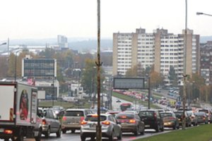 Vairavimo instruktorius atskleidė spūsčių Vilniuje priežastis