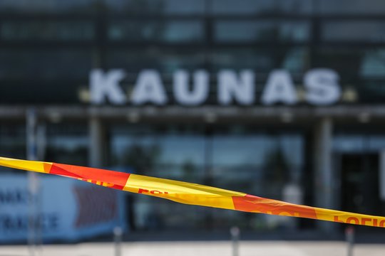 Kauno oro uoste sulaikytas šautuvą bagaže turėjęs vyras