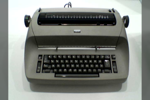 Šaltojo karo egzotika: kai būdavo laužiamasi net į rašomąsias mašinėles