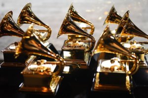 „Grammy“ krečia skandalas: atleista jiems vadovavusi Deborah Dugan