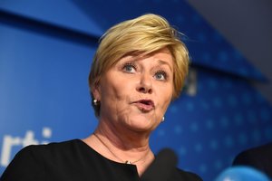 Norvegijos populistai traukiasi iš koalicijos dėl sprendimo grąžinti į šalį IS našlę