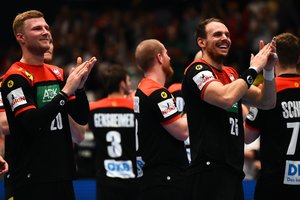 Ispanijos ir Kroatijos rankininkai nusiteikė skirtingai, bet pergalių serijas pratęsė