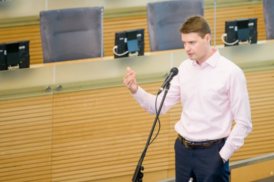 M. Majauskas siūlo susisiekimo ministrui apsvarstyti lėktuvų triukšmo mokestį