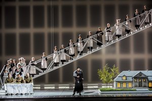 Taigi „Baisusis dvaras“ Varšuvoje. Kuo gi jis toks baisus?