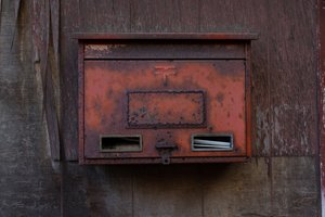 Japonija: laiškanešys sąmoningai nepristatė maždaug 24 tūkstančių laiškų ir siuntų