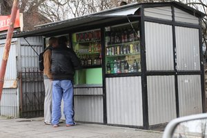 Naujo draudimo Lietuvoje išvakarėse Baltarusija didina mėtinių cigarečių gamybą