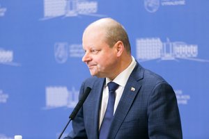 S. Skvernelis sieks reglamentuoti dalykinių pietų tvarką: apie „kotleto problemą“ kalbėjau be ironijos